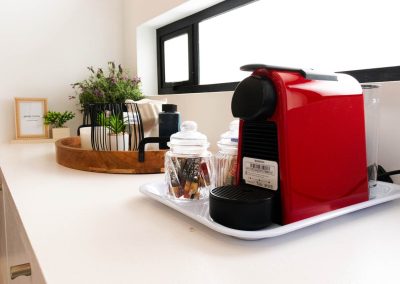 Kitchenette Nespresso coffee machine